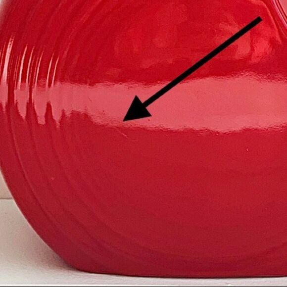 Fiesta 67-1/4 oz Large Disk Pitcher In Scarlet New With Tags - Picture 7 of 9